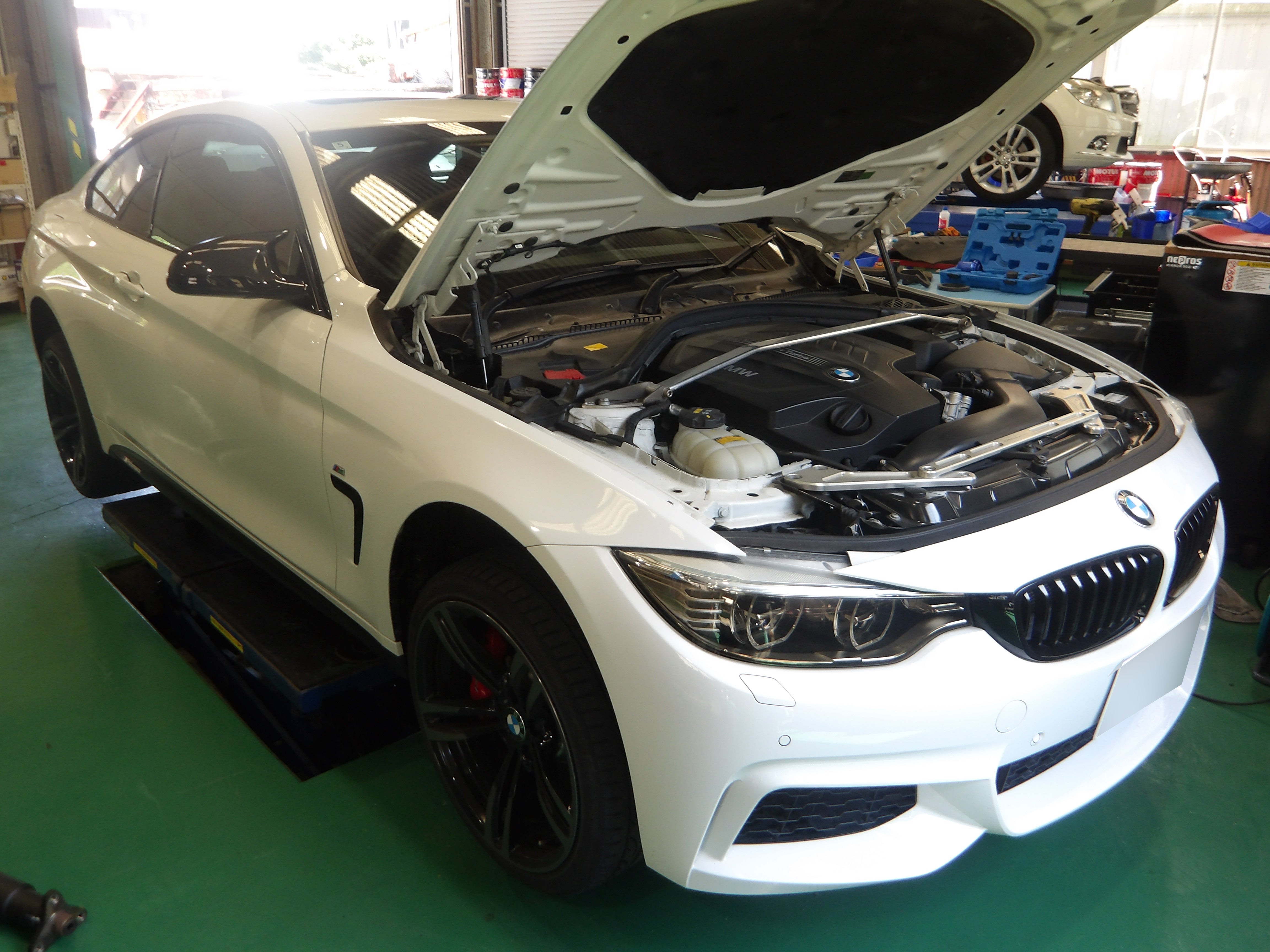 BMW435メンテナンスとW205ナビSSD化。